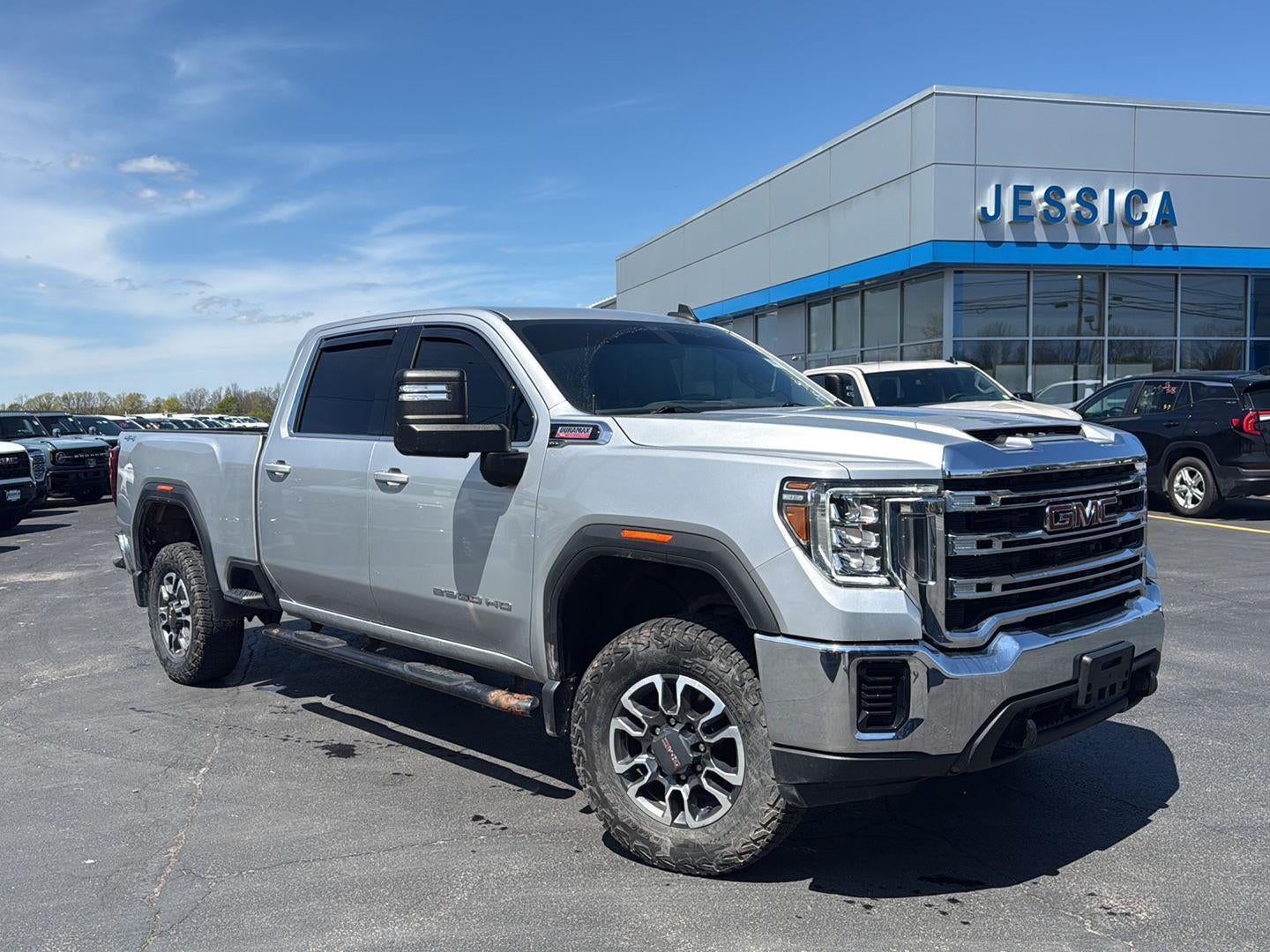 2021 GMC Sierra SLE 4WD Crew Cab Standard Box's photo