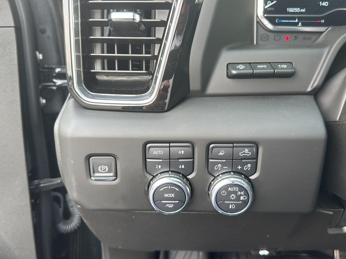 2025 GMC Sierra 2500 HD Denali Ultimate