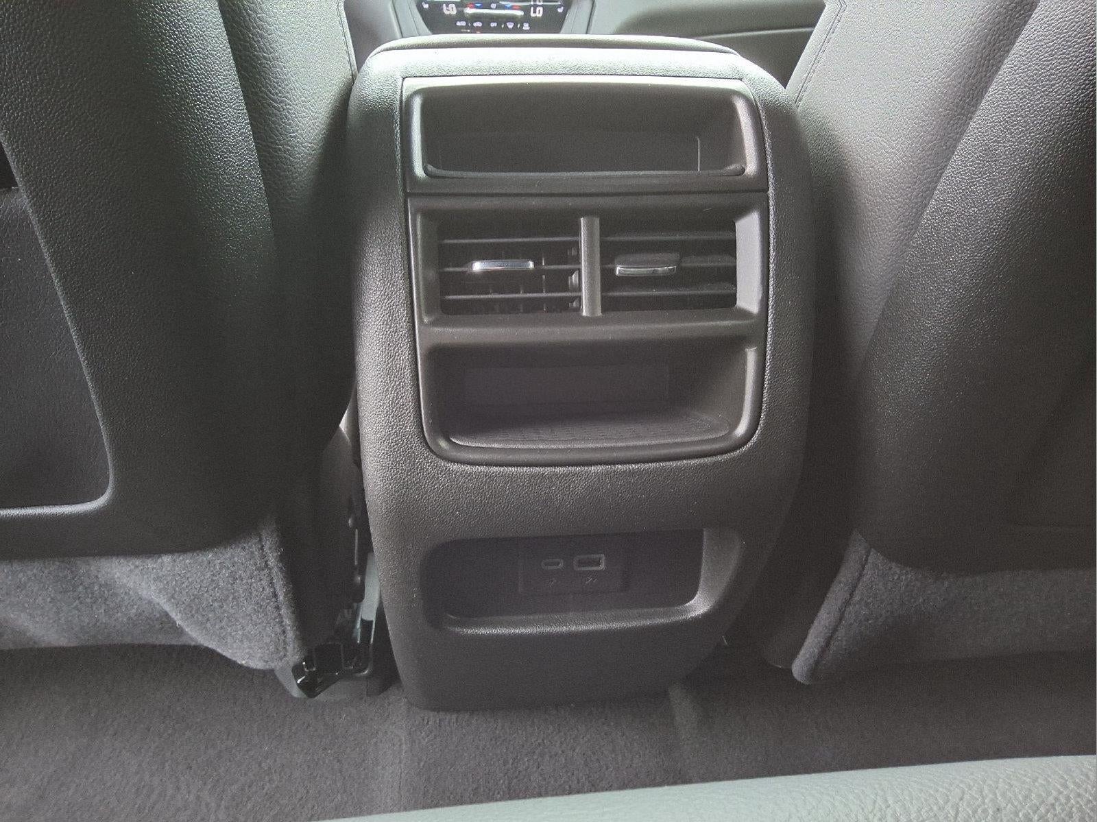 2024 Cadillac XT5 Luxury