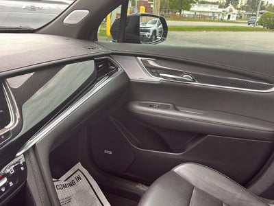 2024 Cadillac XT6 Sport