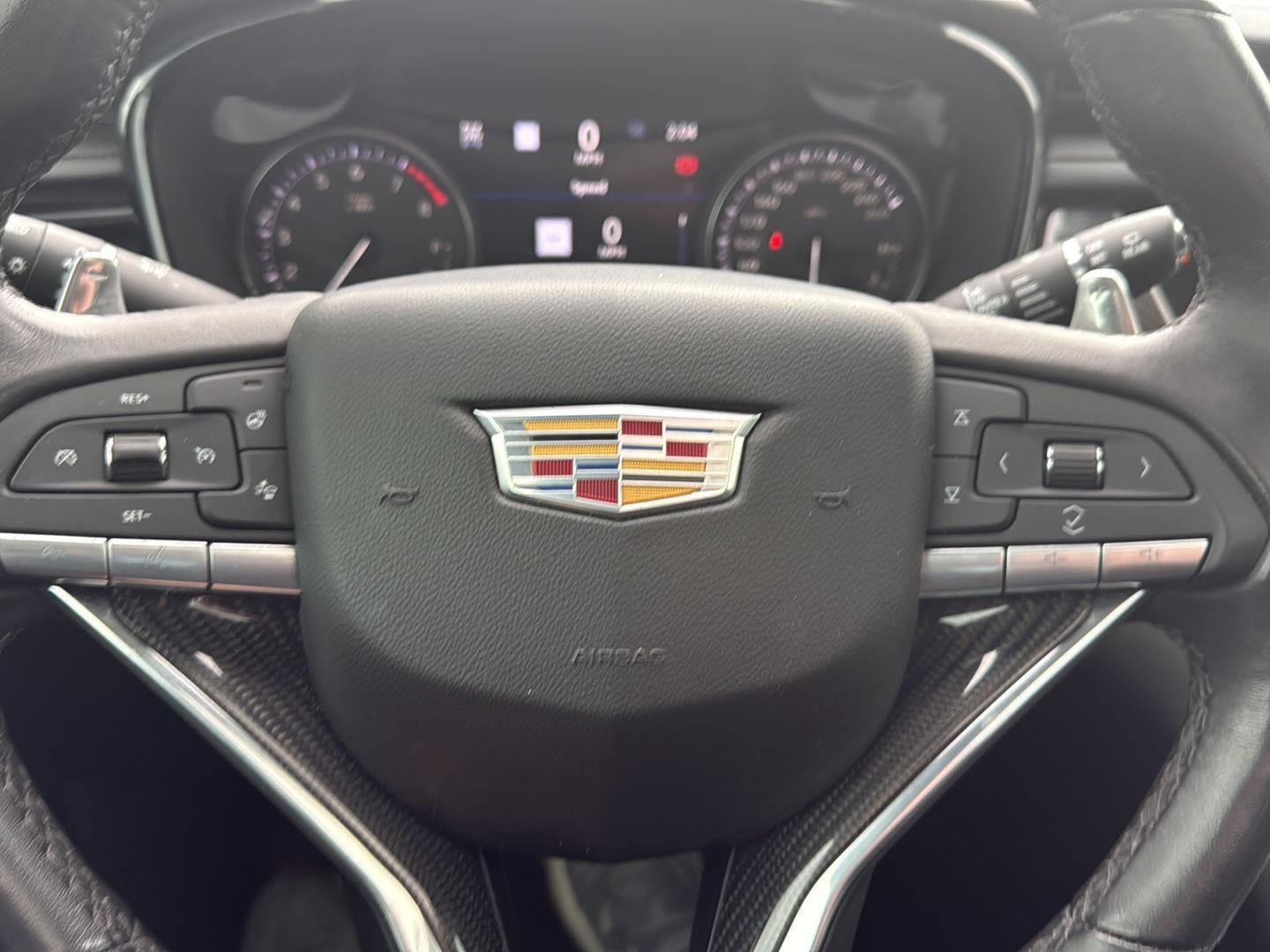 2024 Cadillac XT6 Sport
