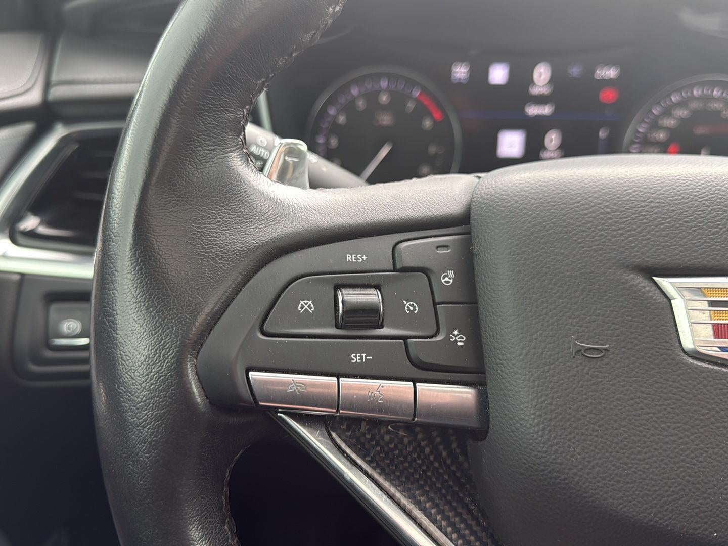 2024 Cadillac XT6 Sport