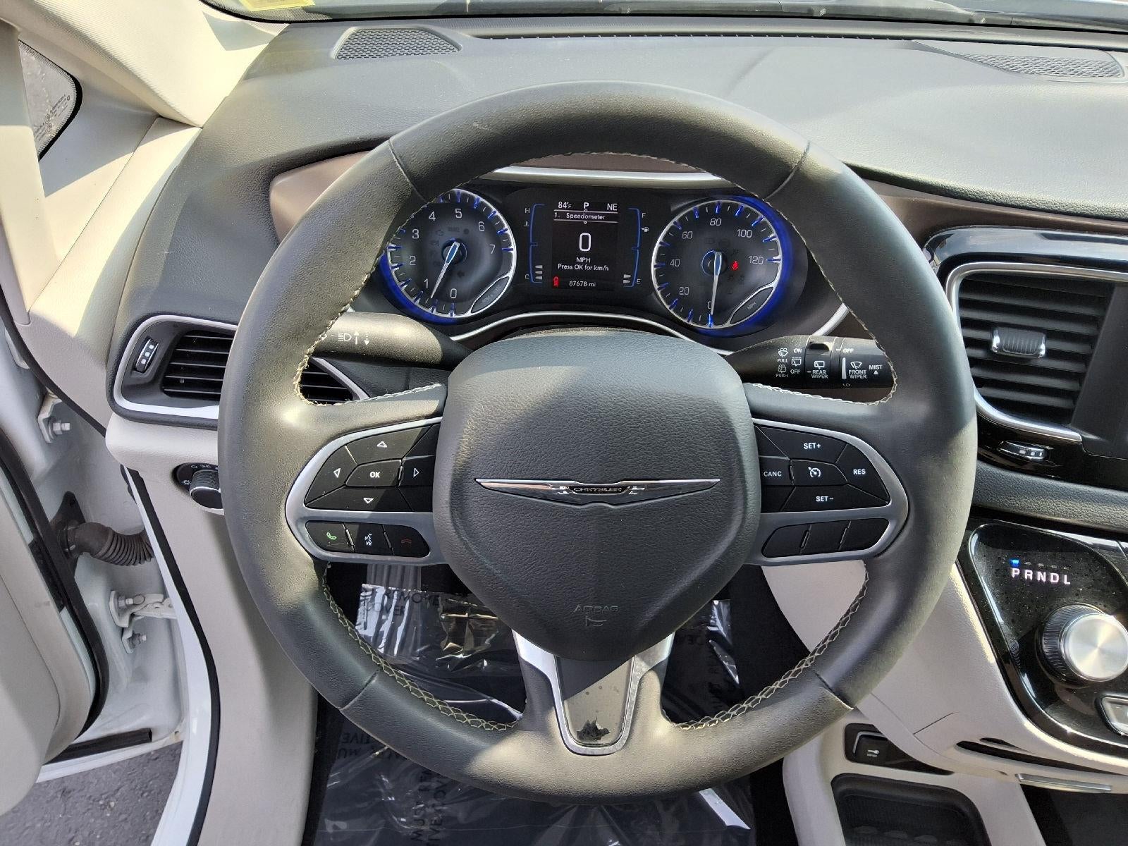 2023 Chrysler Voyager LX