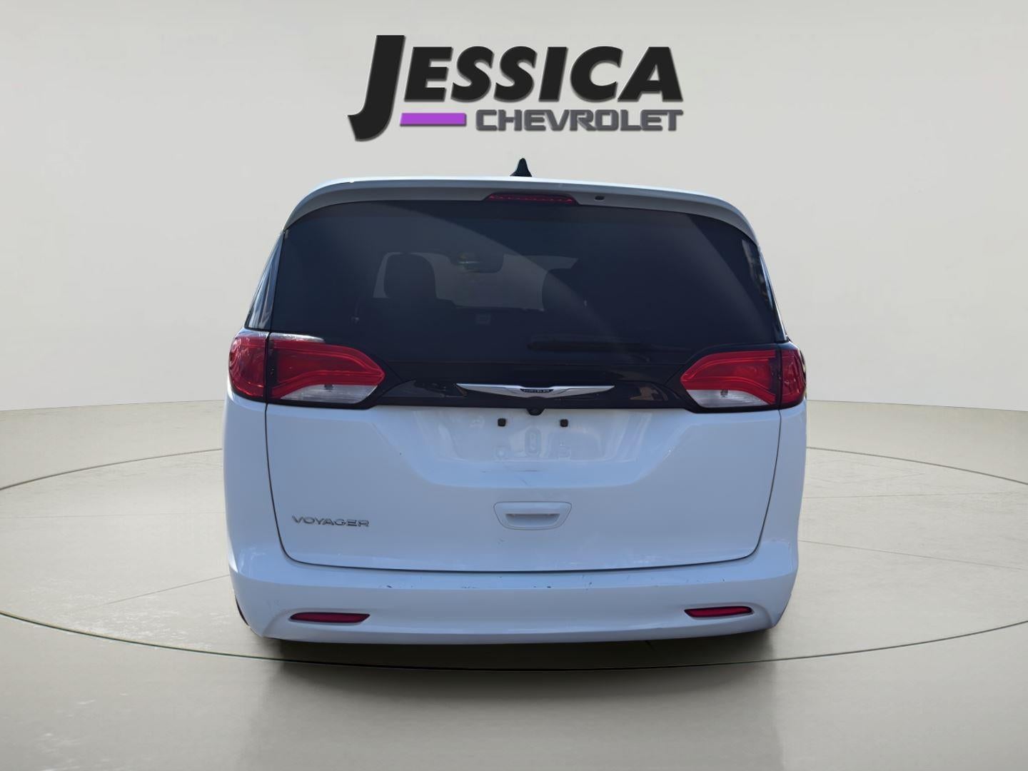 2023 Chrysler Voyager LX