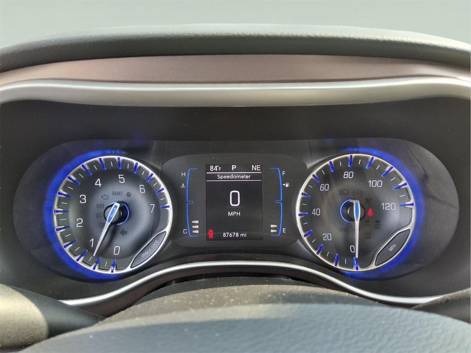 2023 Chrysler Voyager LX