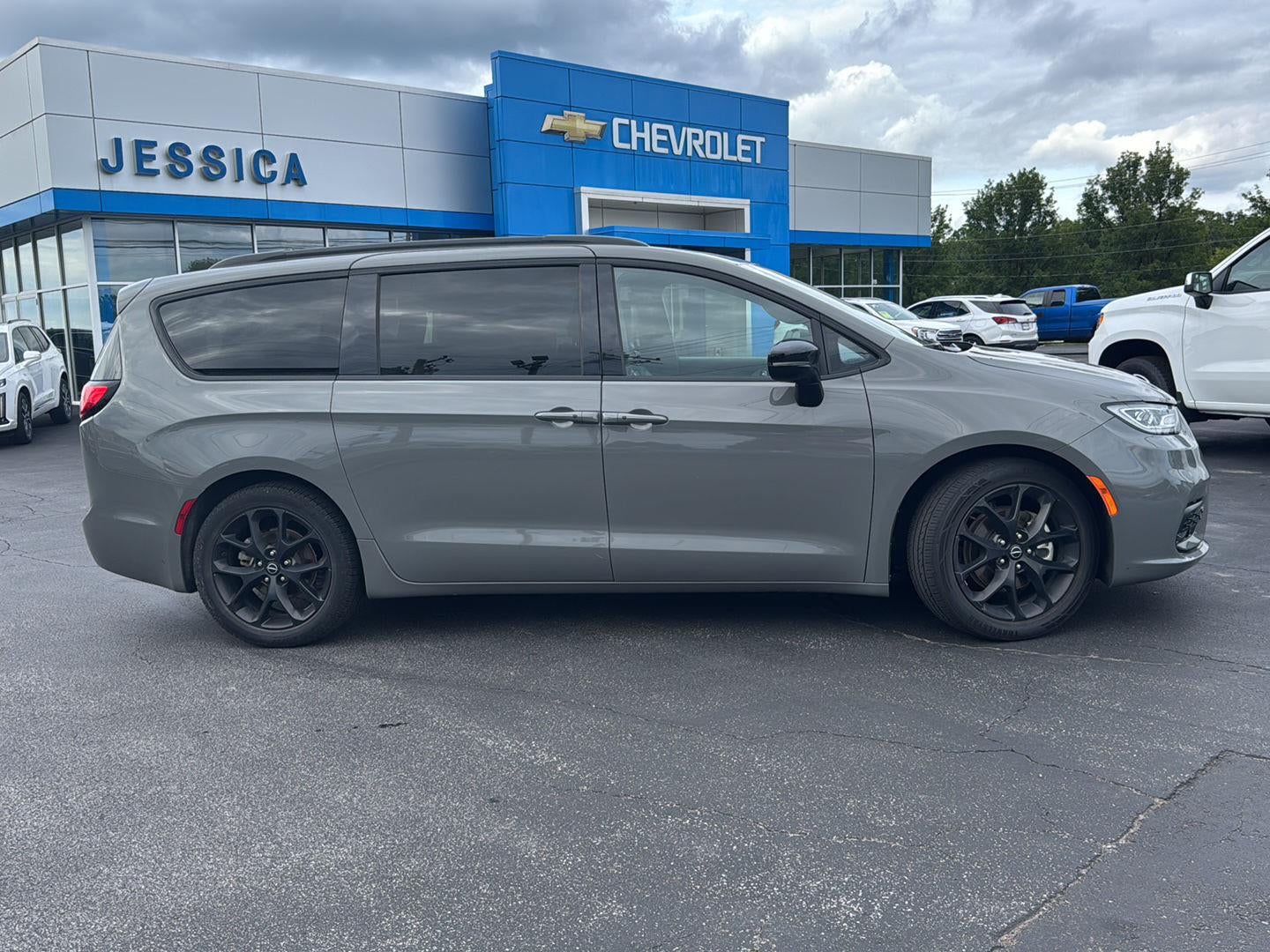2025 Chrysler Pacifica Limited