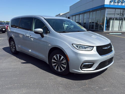2023 Chrysler Pacifica Hybrid Touring L
