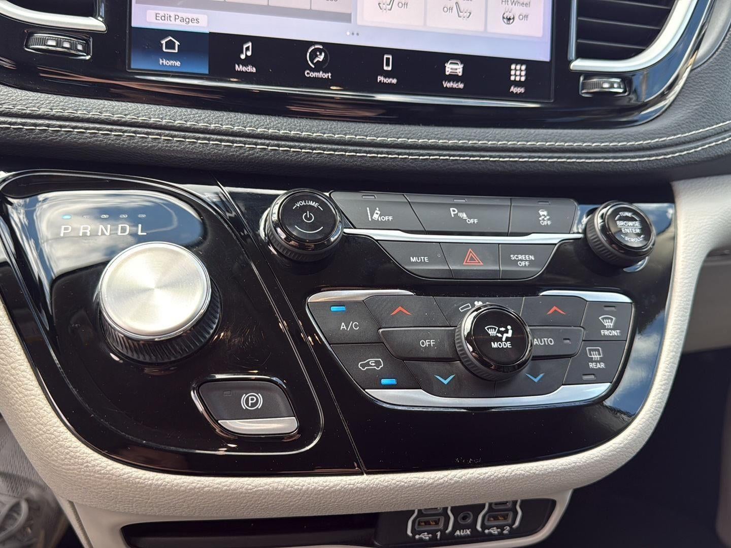 2023 Chrysler Pacifica Hybrid Touring L