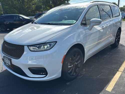 2021 Chrysler Pacifica Touring L AWD