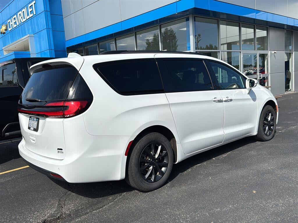 2021 Chrysler Pacifica Touring L AWD