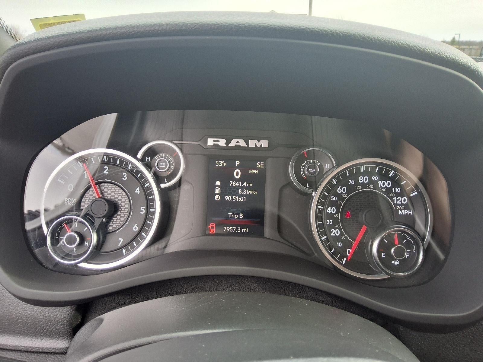 2023 RAM 2500 Tradesman Regular Cab 4x4 8' Box