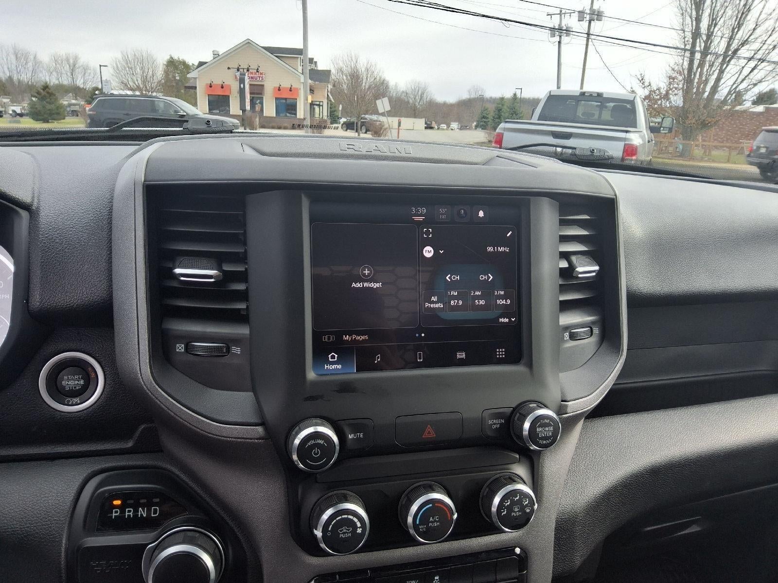 2023 RAM 2500 Tradesman Regular Cab 4x4 8' Box