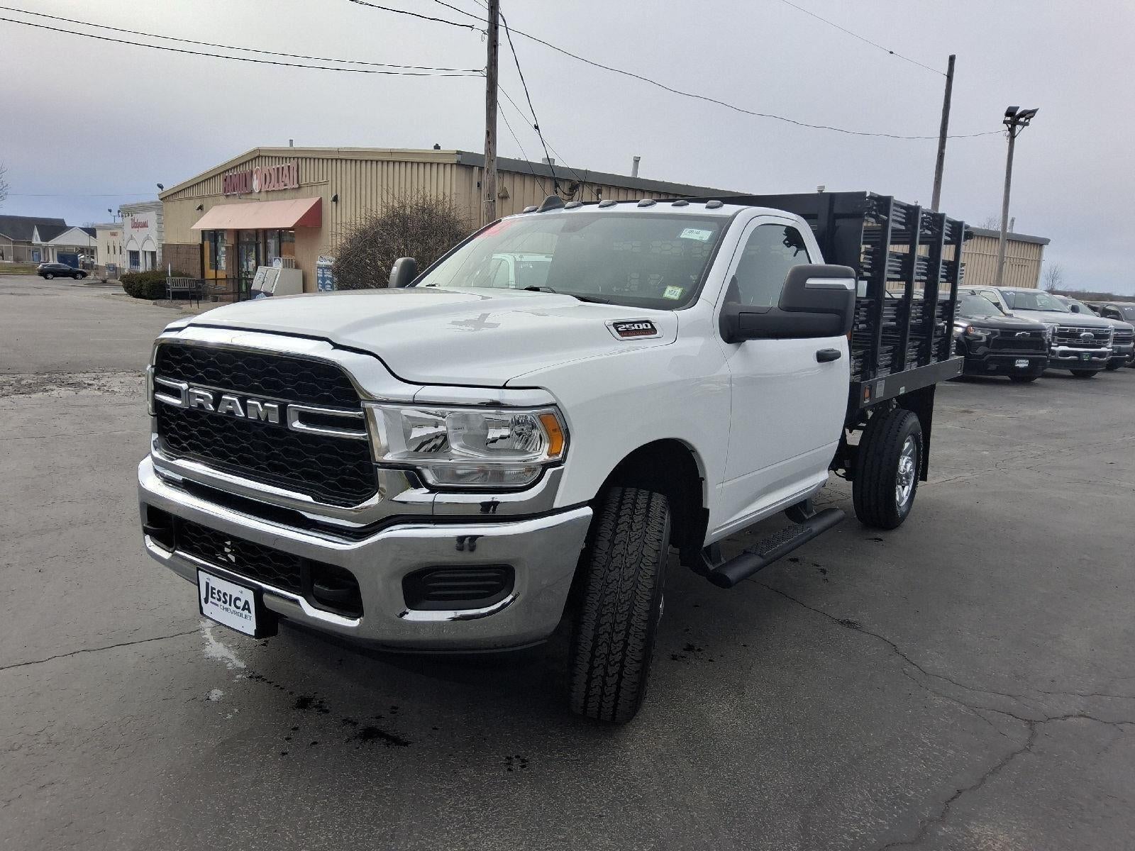 2023 RAM 2500 Tradesman Regular Cab 4x4 8' Box