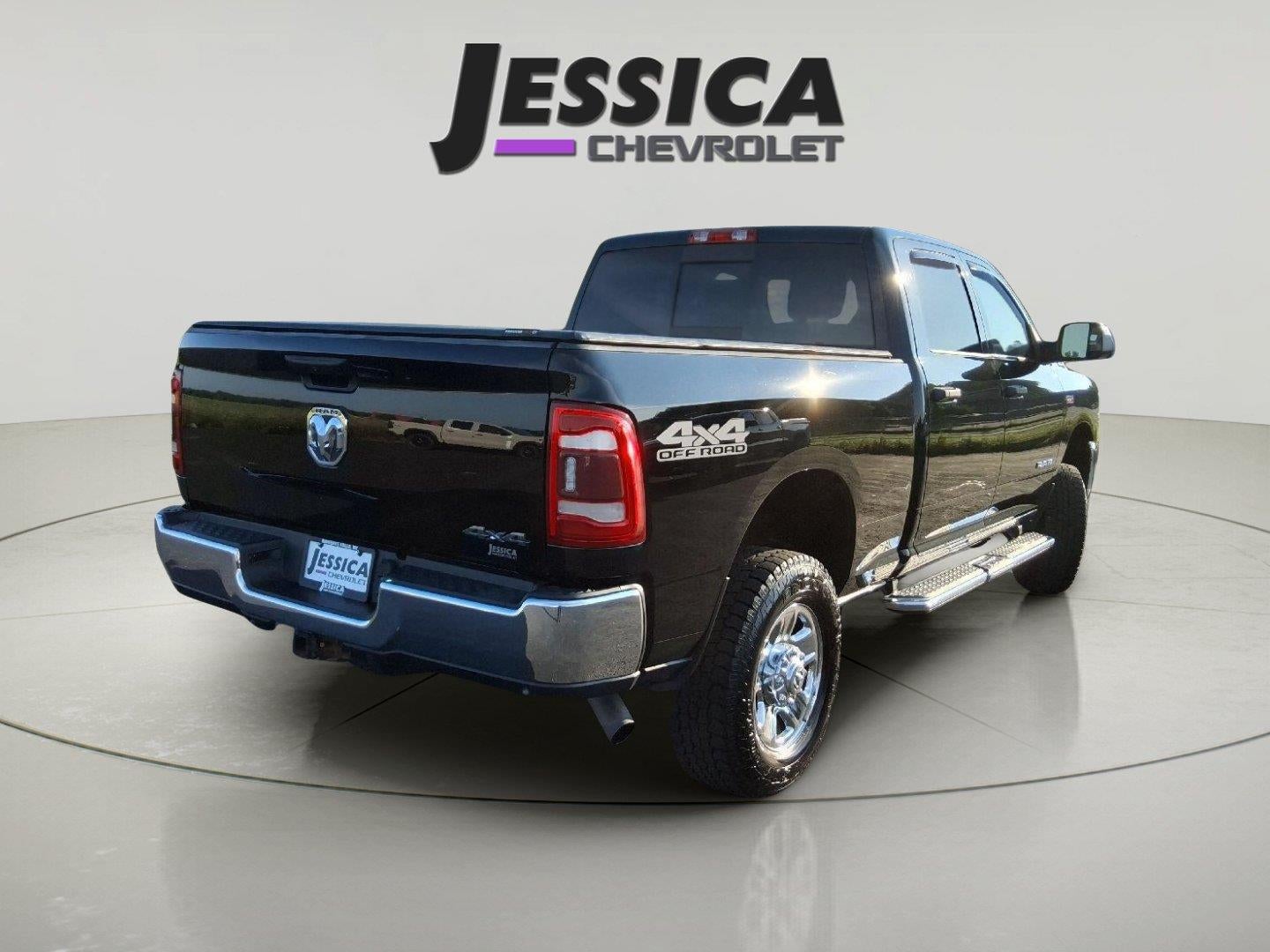 2020 RAM 2500 Tradesman Crew Cab 4x4 6'4" Box
