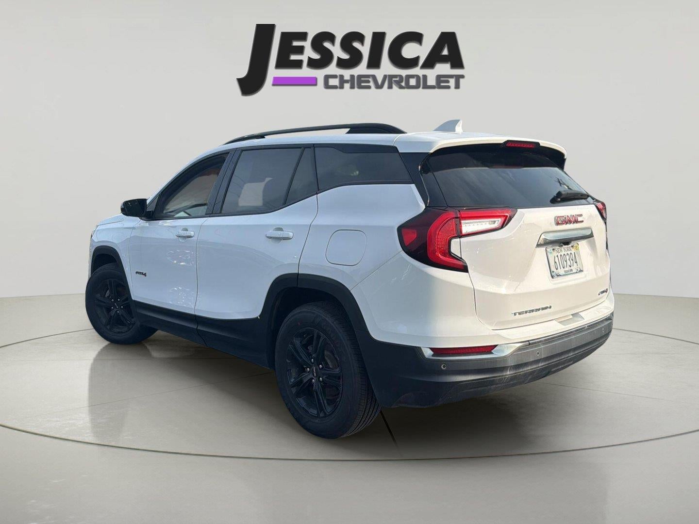 2023 GMC Terrain AT4