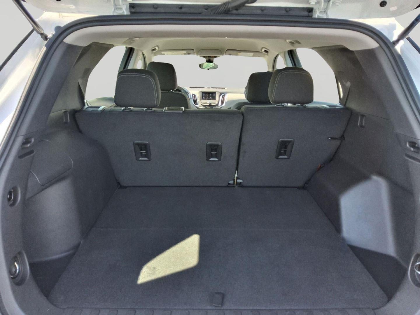 2024 Chevrolet Equinox LS - Photo 24
