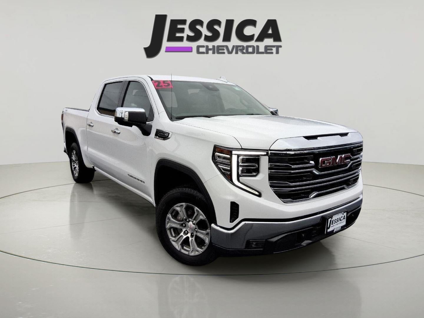 2025 GMC Sierra 1500 SLT