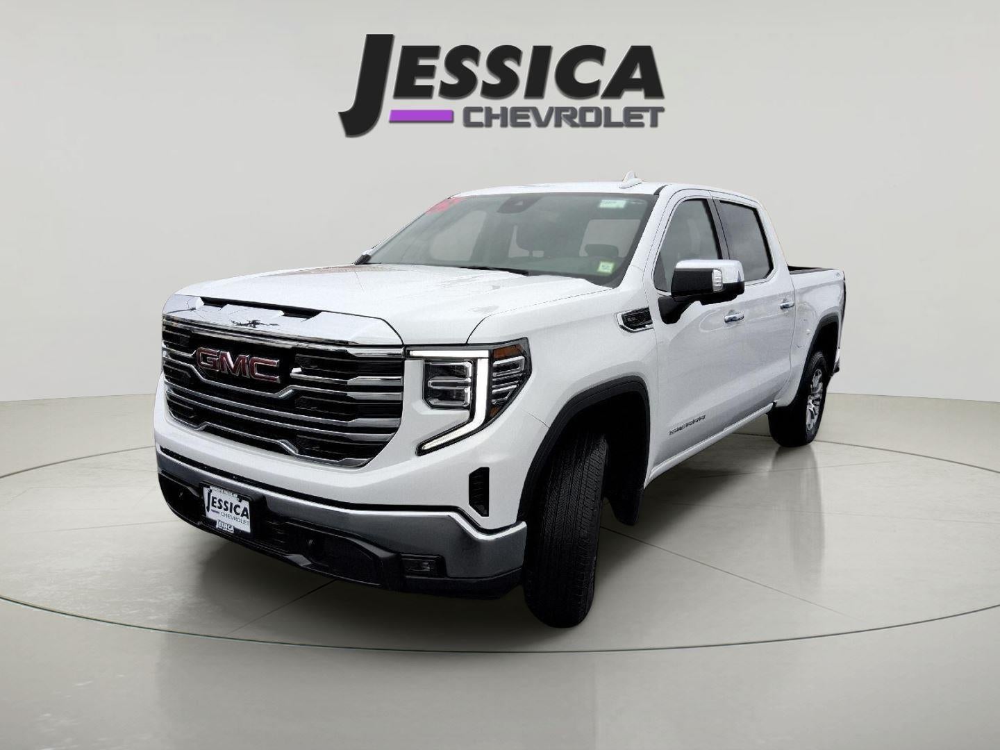 2025 GMC Sierra 1500 SLT