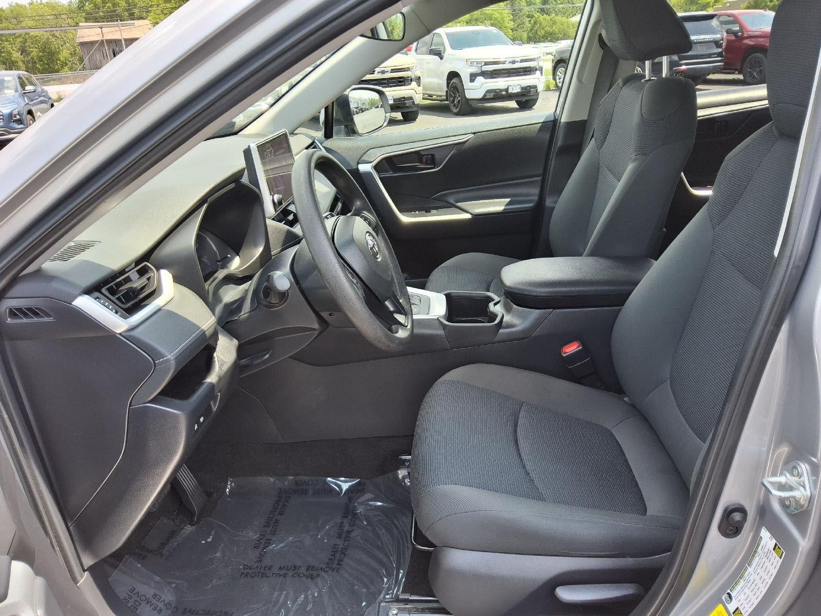 2023 Toyota RAV4 Hybrid LE