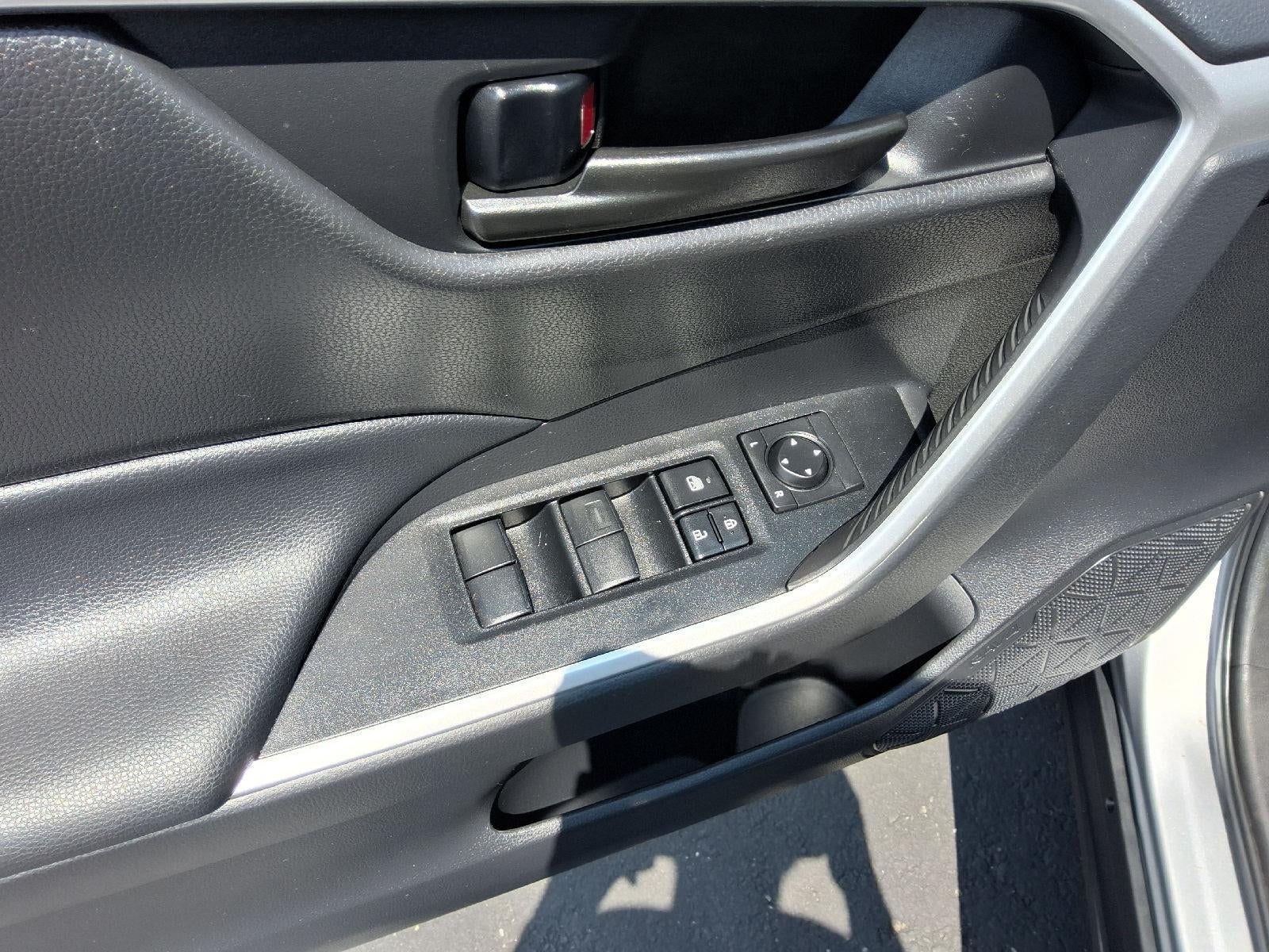 2023 Toyota RAV4 Hybrid LE