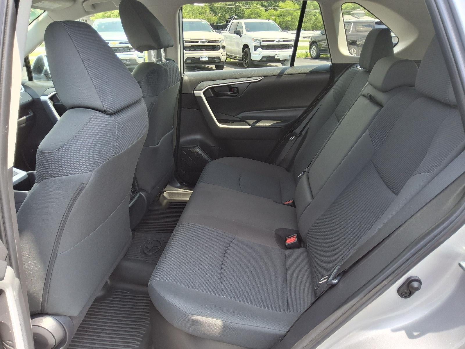2023 Toyota RAV4 Hybrid LE