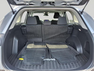 2023 Toyota RAV4 Hybrid LE