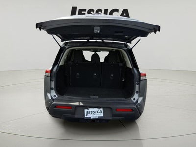 2022 Nissan Pathfinder SV 4WD