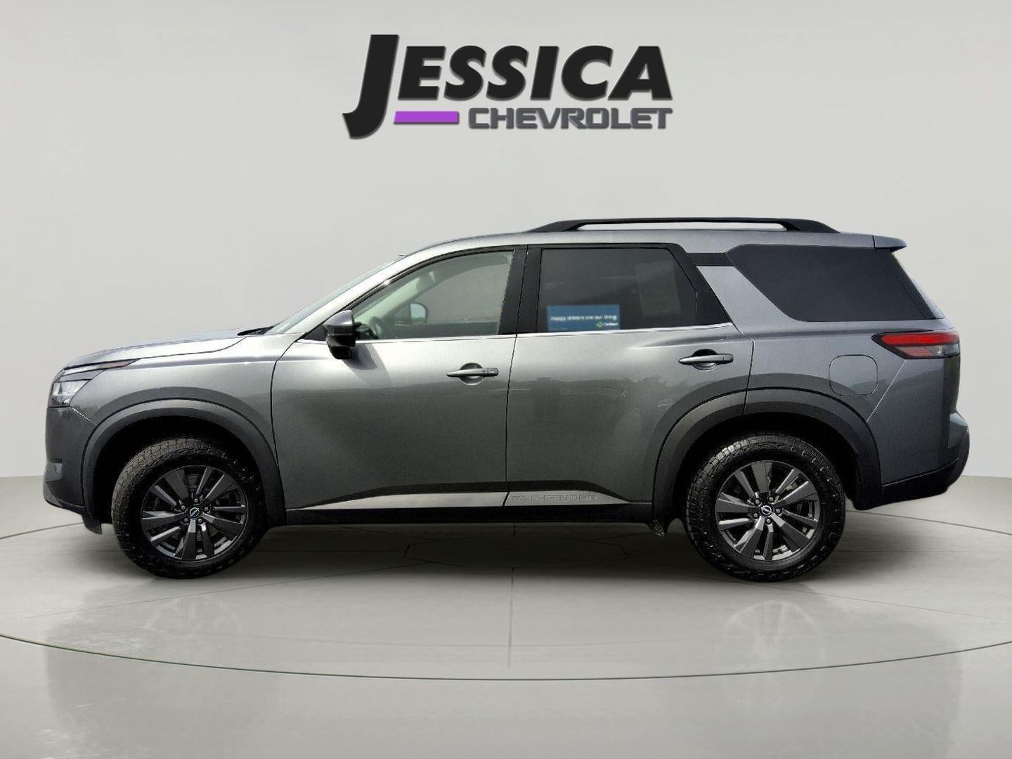 2022 Nissan Pathfinder SV 4WD