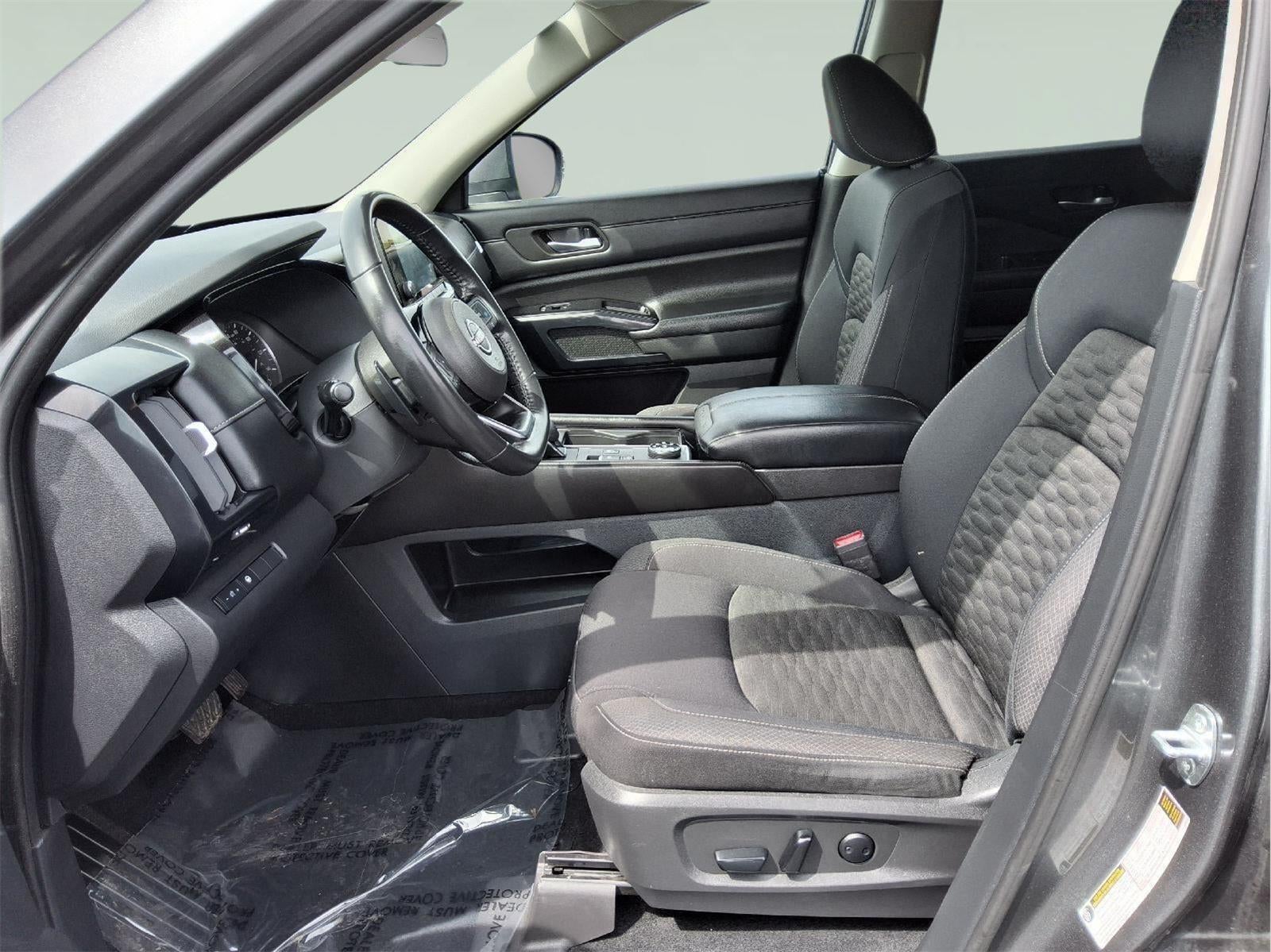 2022 Nissan Pathfinder SV 4WD