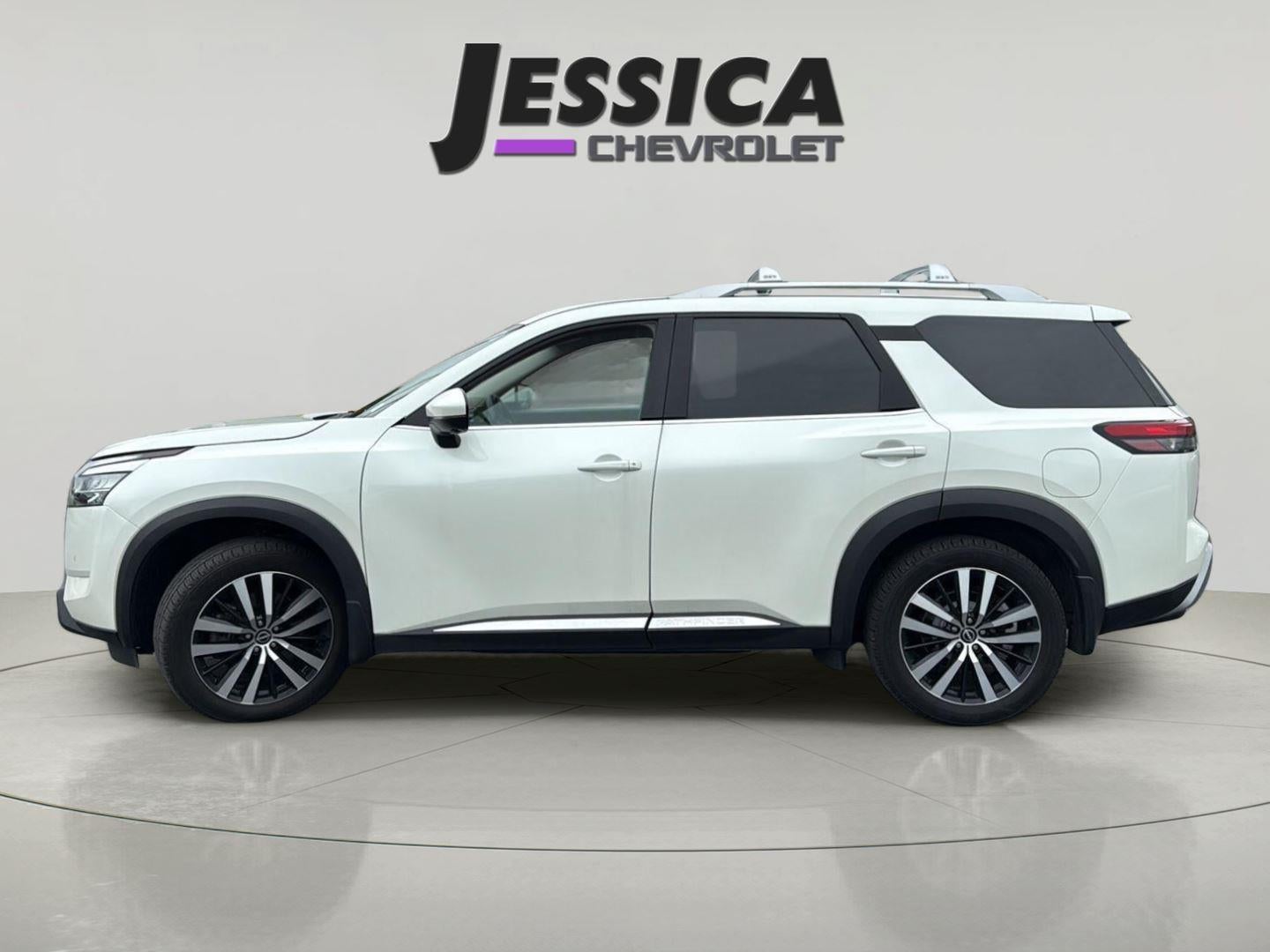 2024 Nissan Pathfinder Platinum 4WD