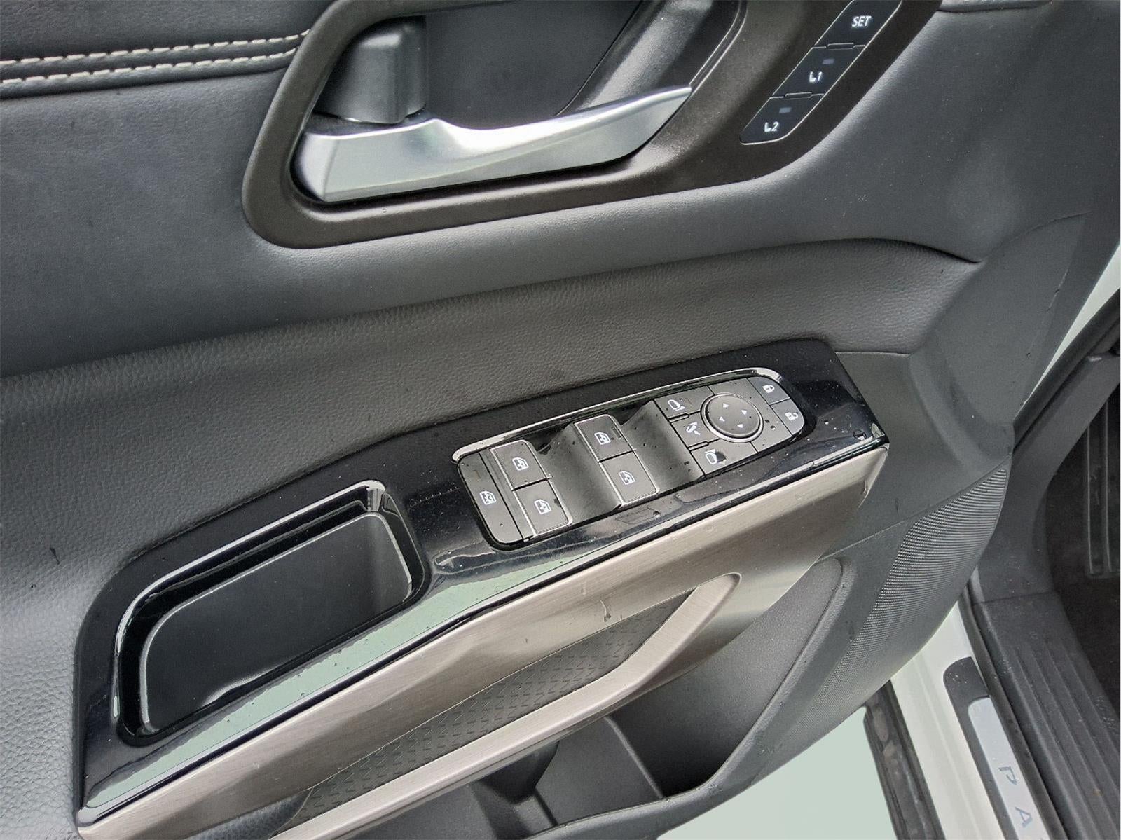 2024 Nissan Pathfinder Platinum 4WD