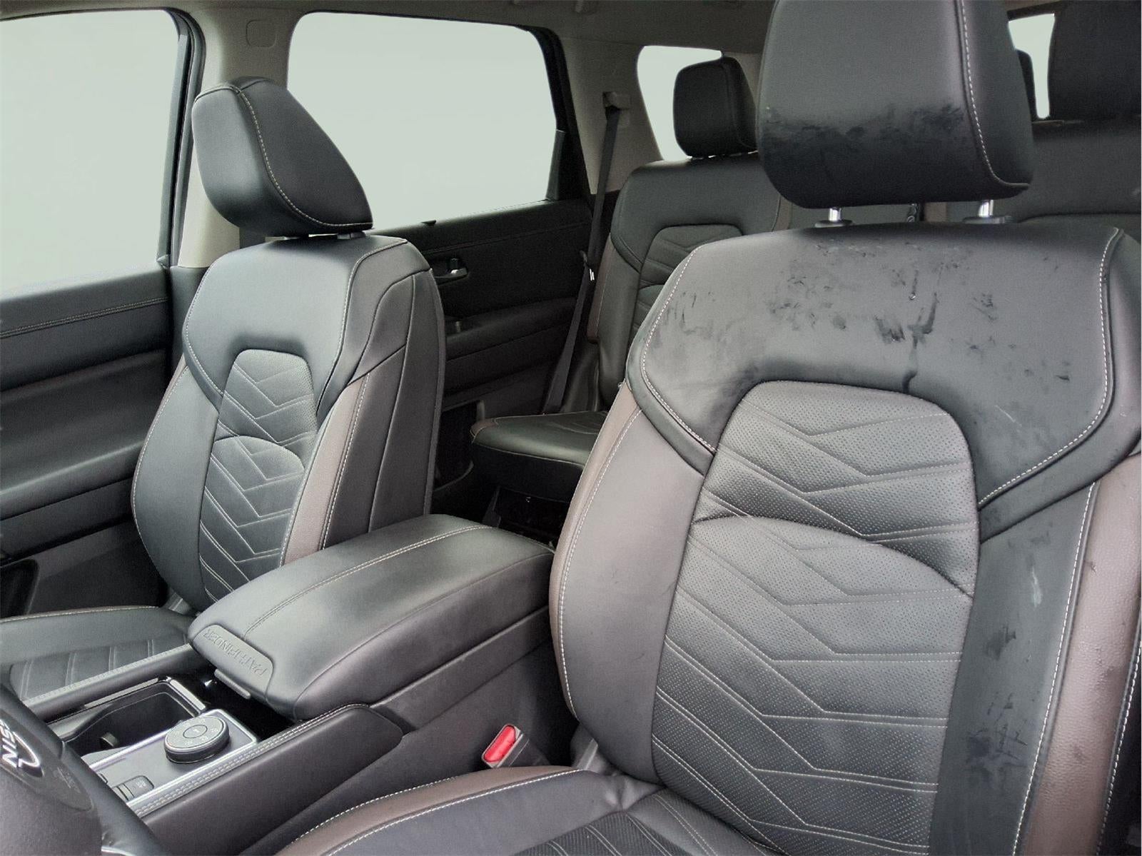 2024 Nissan Pathfinder Platinum 4WD
