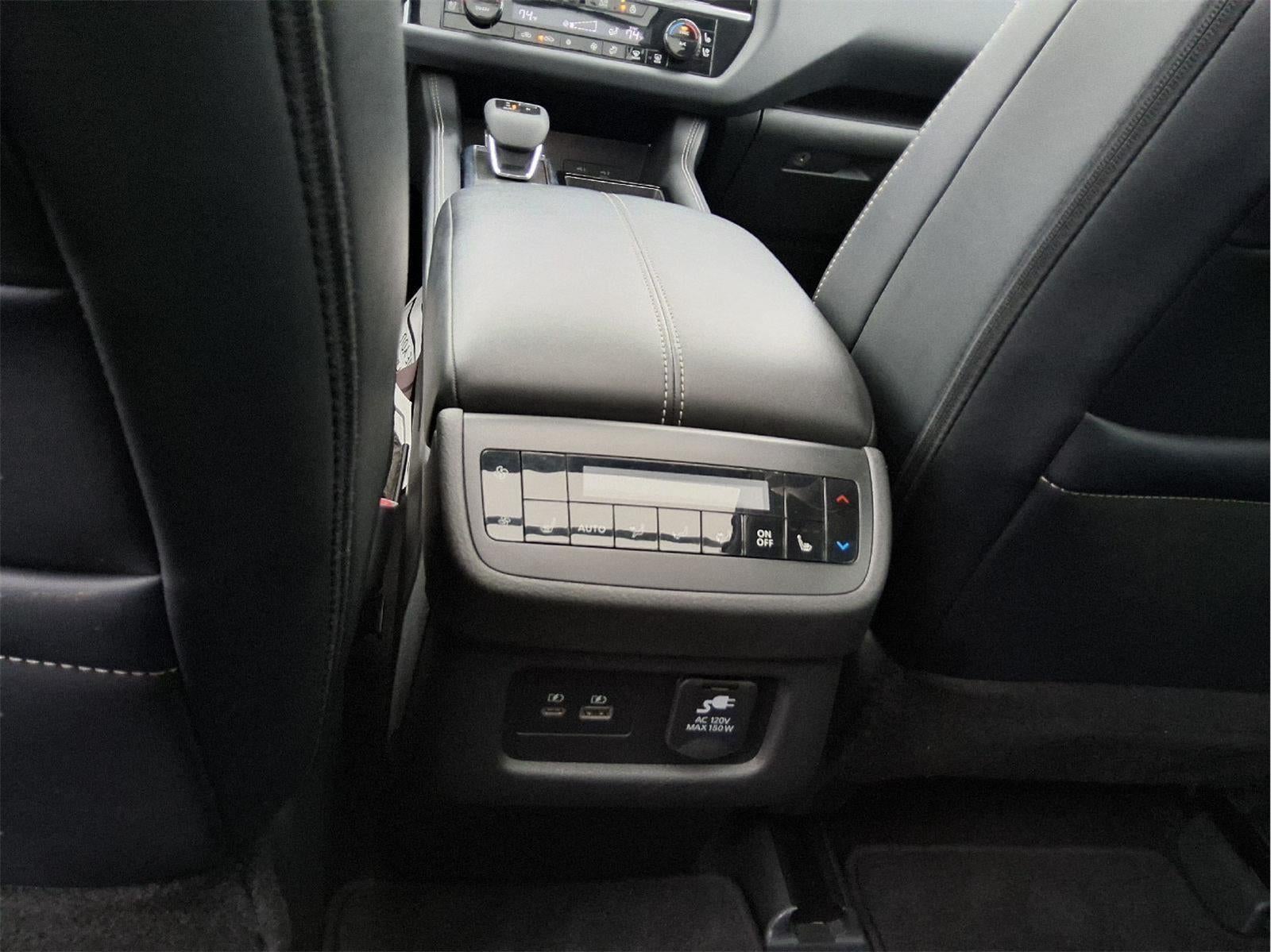 2024 Nissan Pathfinder Platinum 4WD