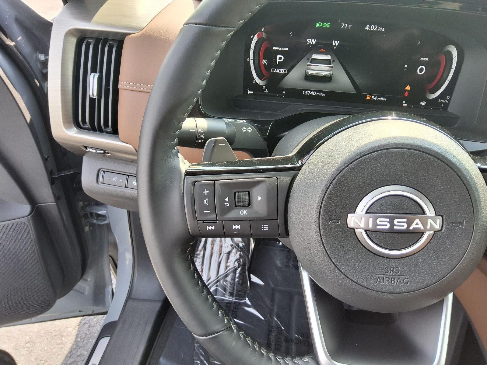 2025 Nissan Pathfinder Platinum