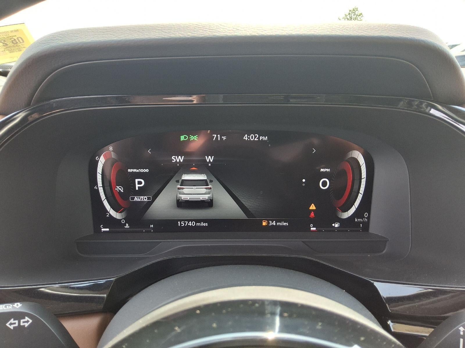 2025 Nissan Pathfinder Platinum
