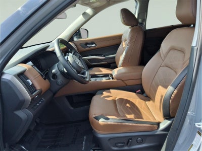 2025 Nissan Pathfinder Platinum