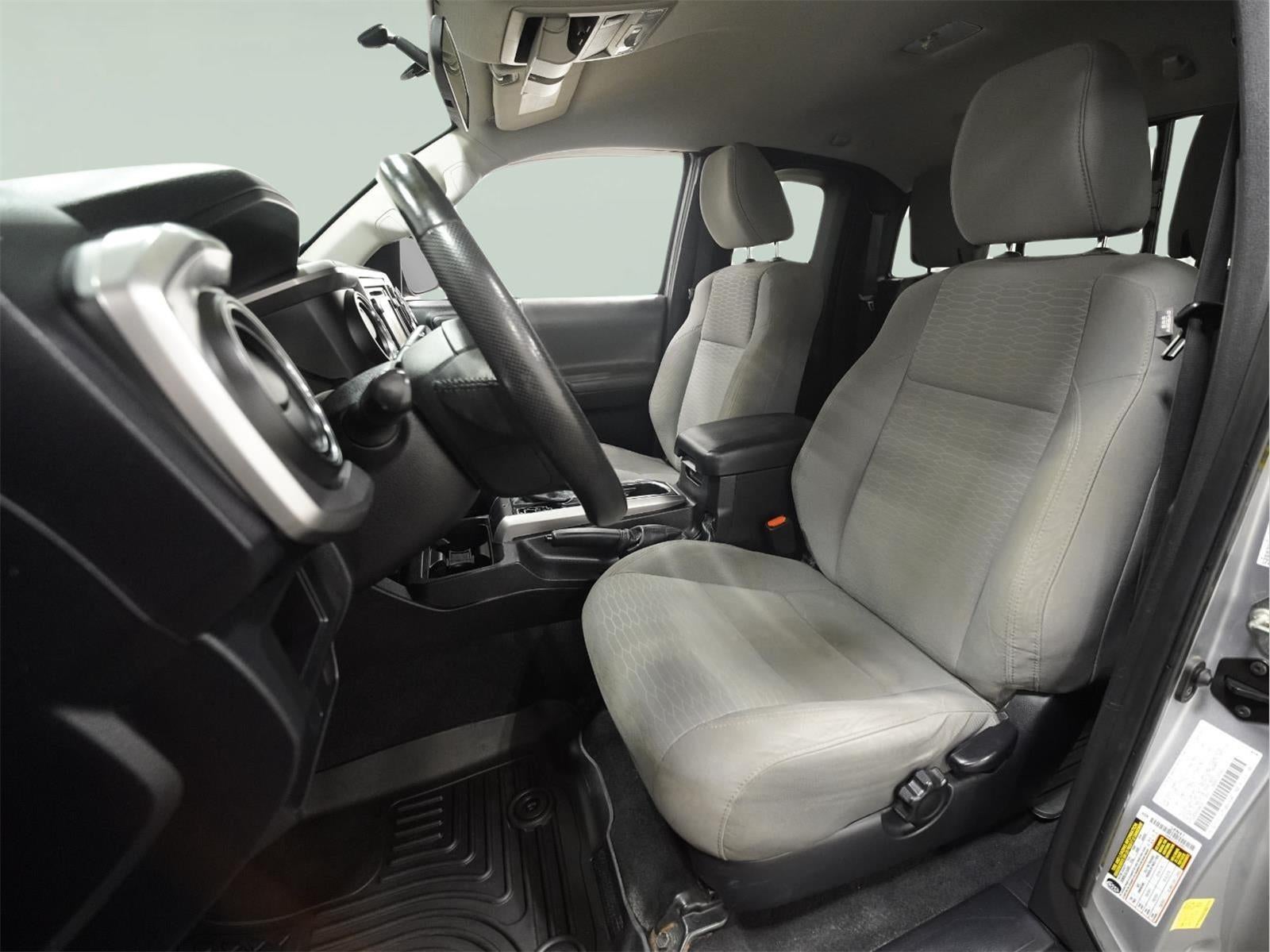 2016 Toyota Tacoma SR5