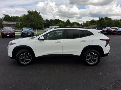 2024 Chevrolet Trax LT