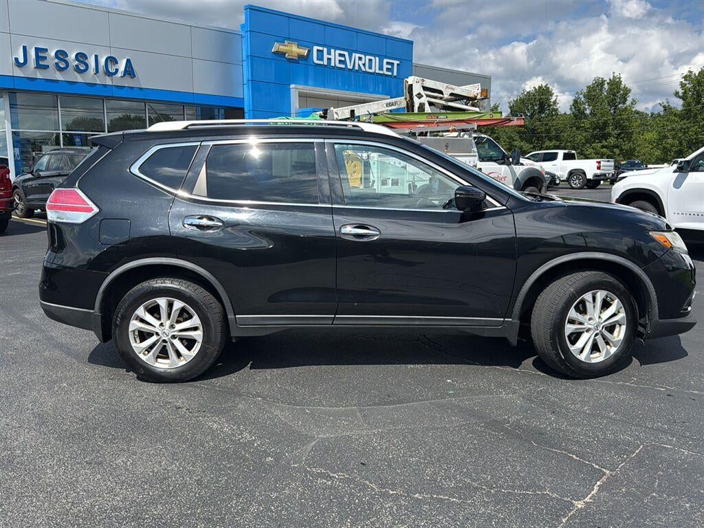 2016 Nissan Rogue SV