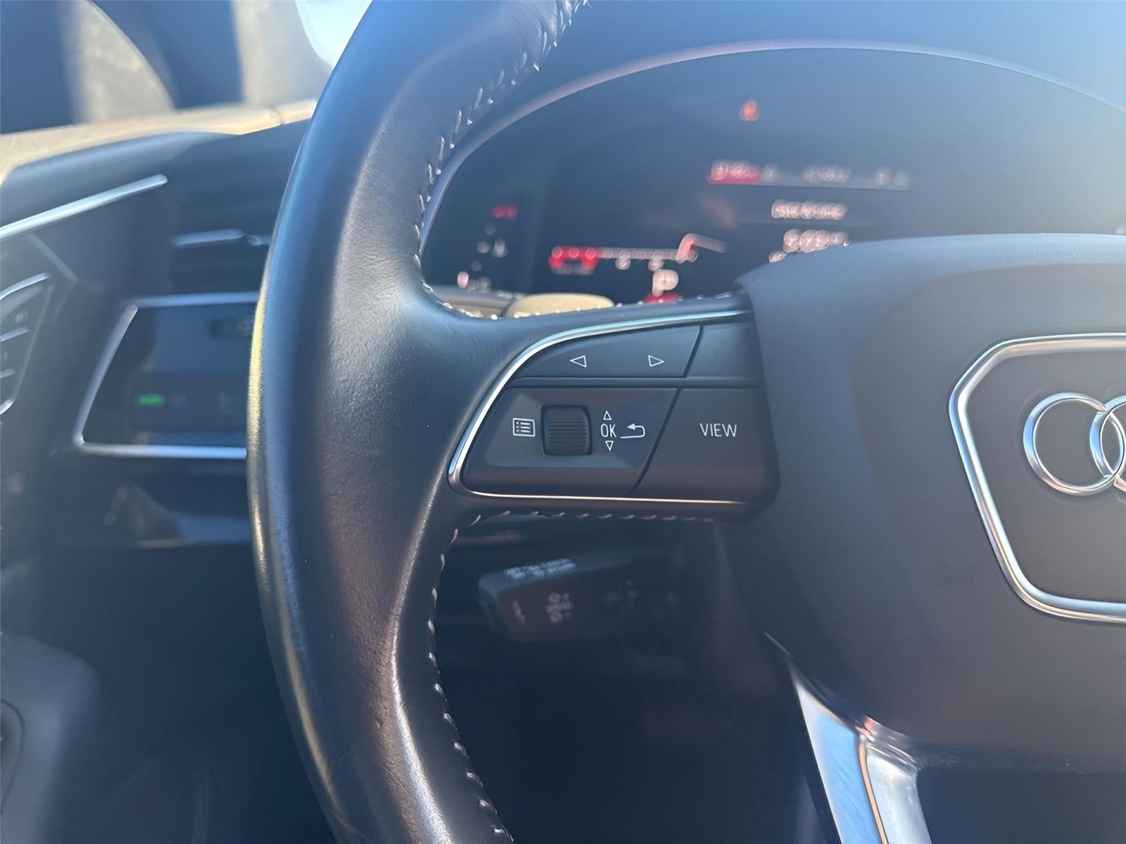 2020 Audi Q8 Premium Plus 55 TFSI quattro Tiptronic