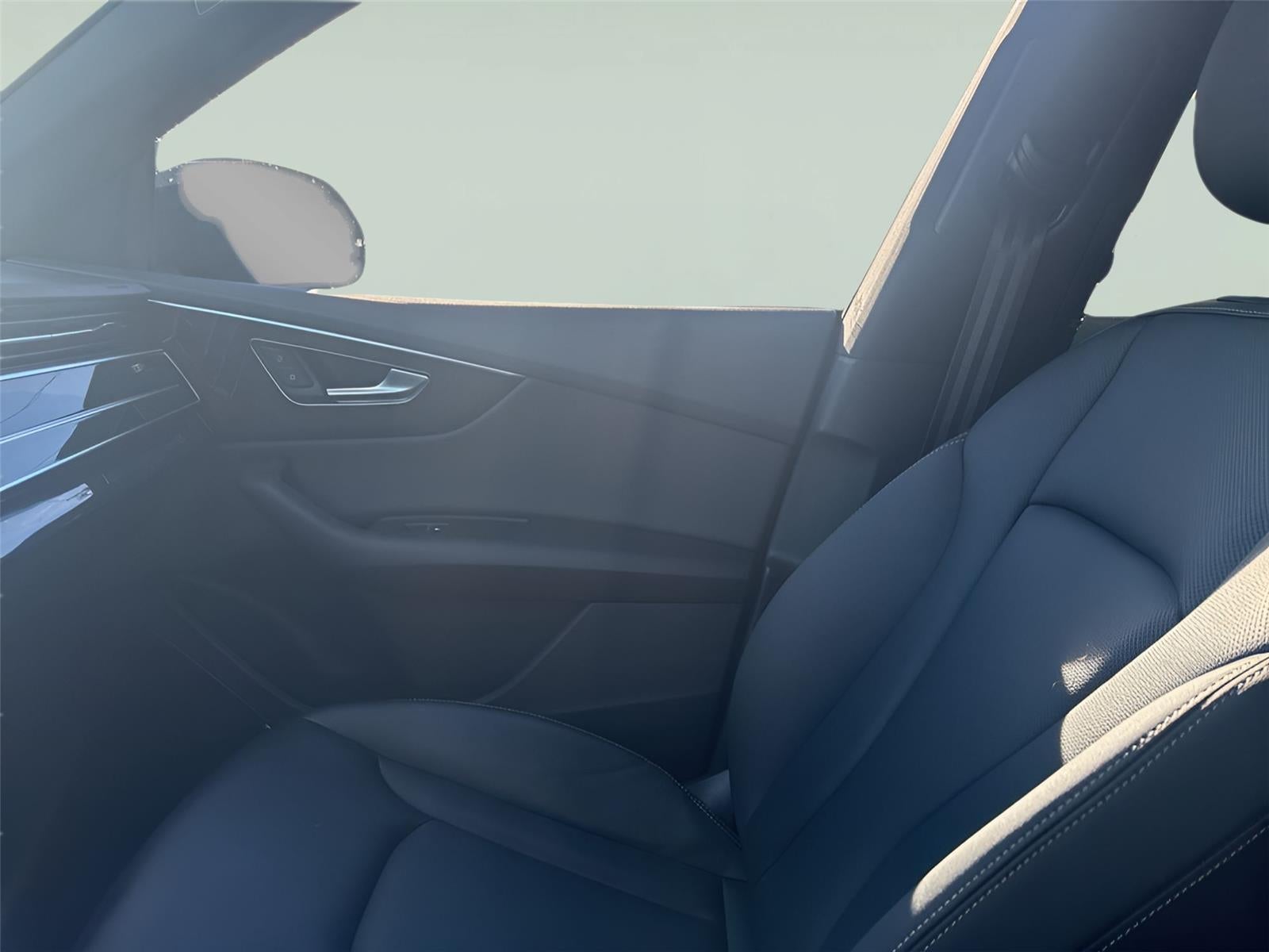 2020 Audi Q8 Premium Plus 55 TFSI quattro Tiptronic