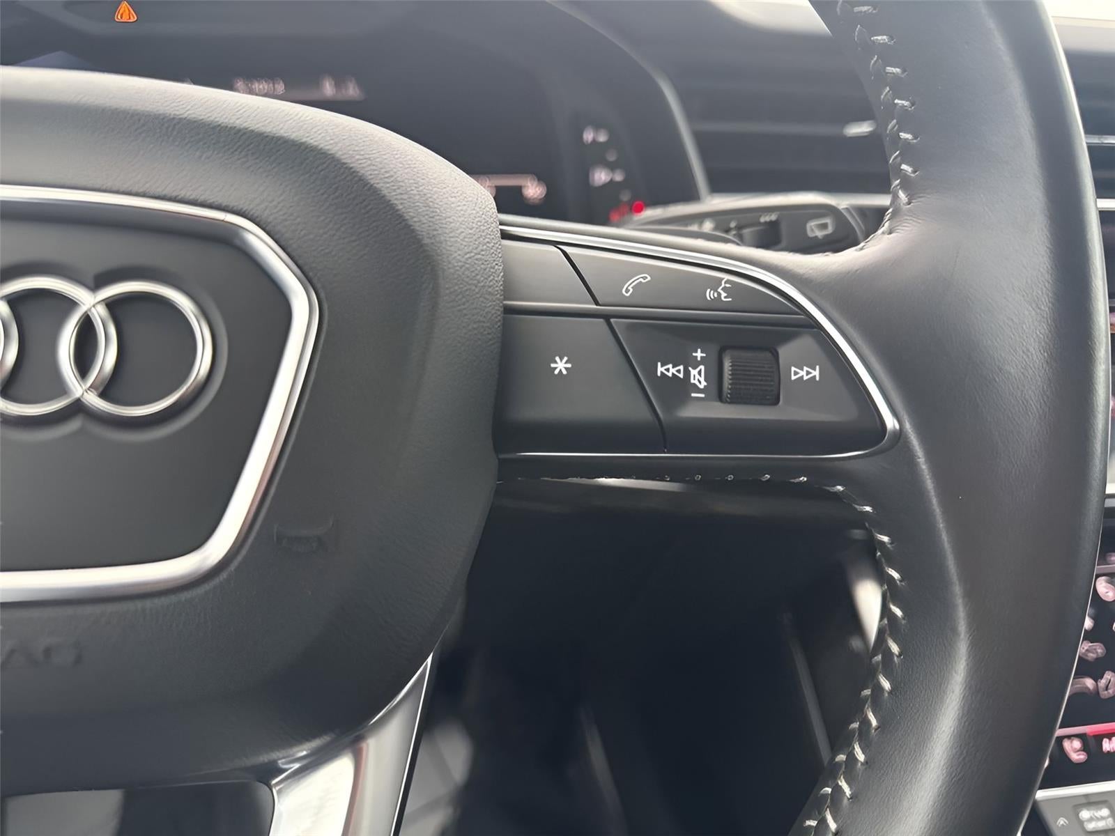 2020 Audi Q8 Premium Plus 55 TFSI quattro Tiptronic