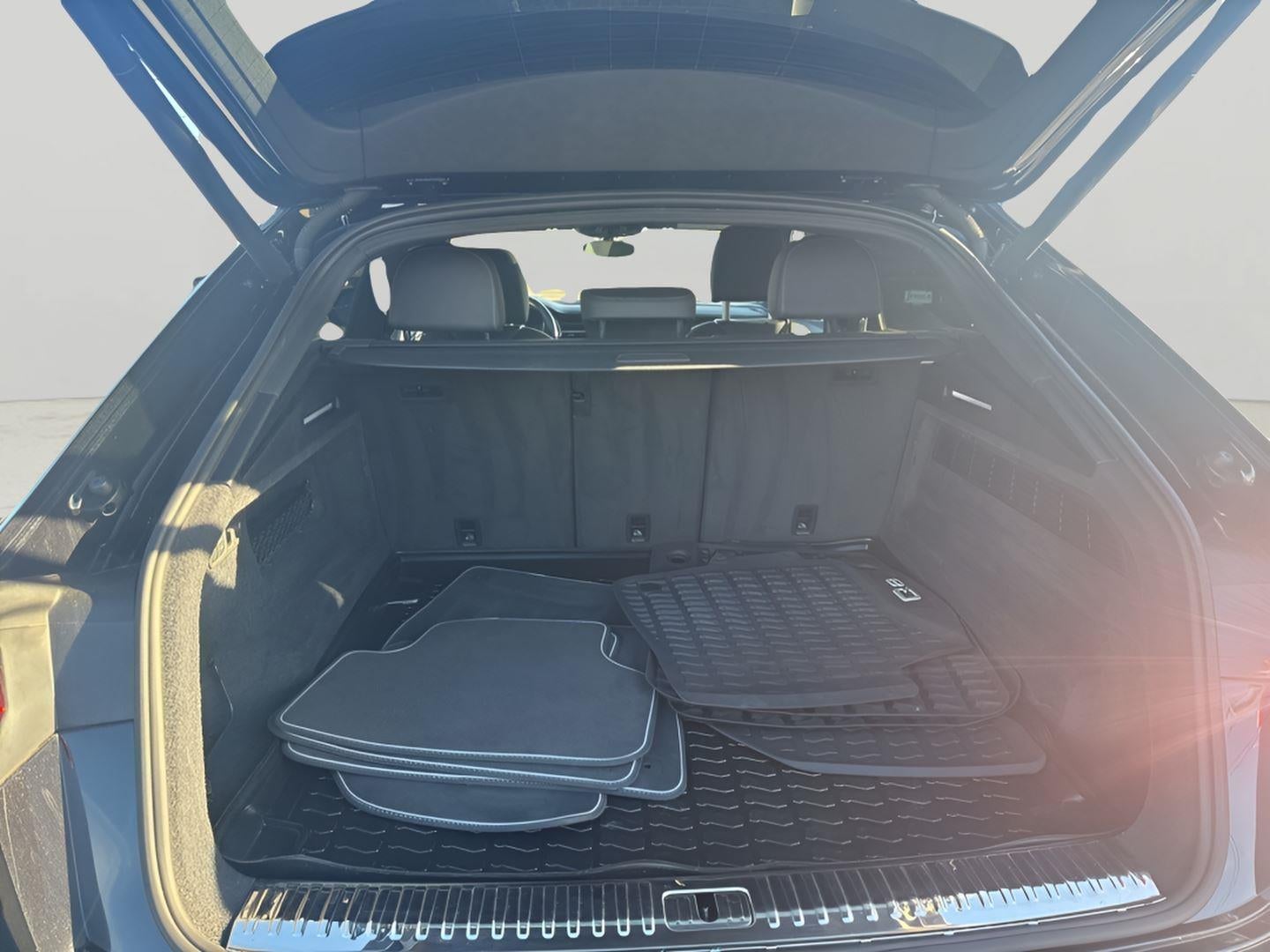 2020 Audi Q8 Premium Plus 55 TFSI quattro Tiptronic