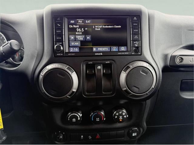 2017 Jeep Wrangler Willys Wheeler