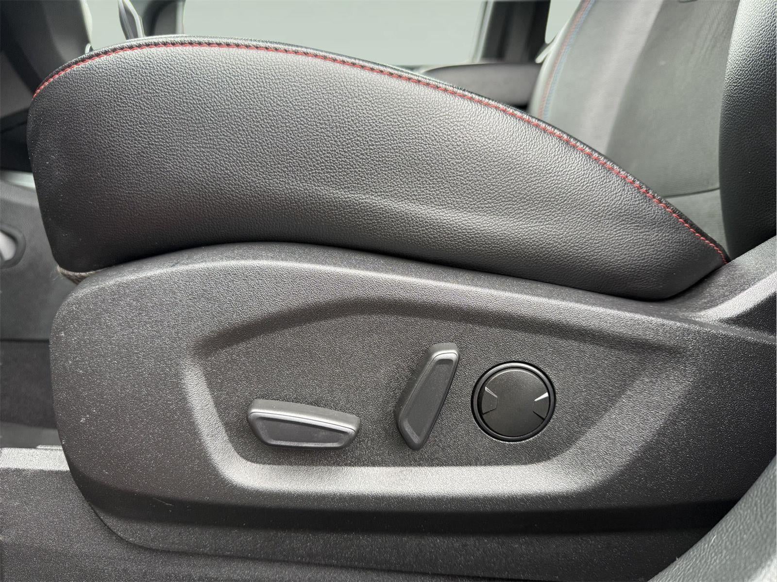 2023 Ford Edge ST