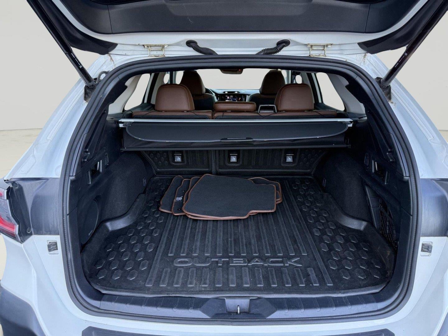 2022 Subaru Outback Touring