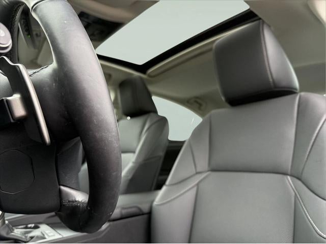2024 Lexus ES 300h 