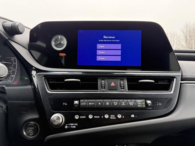 2024 Lexus ES 300h 300h