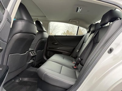 2024 Lexus ES 300h 300h