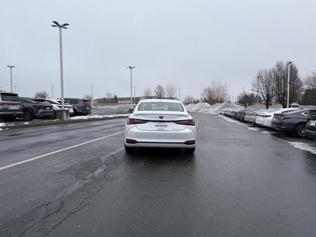 2024 Lexus ES 300h 300h